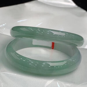"Eternal Harmony – Natural Green Jade Bracelet"